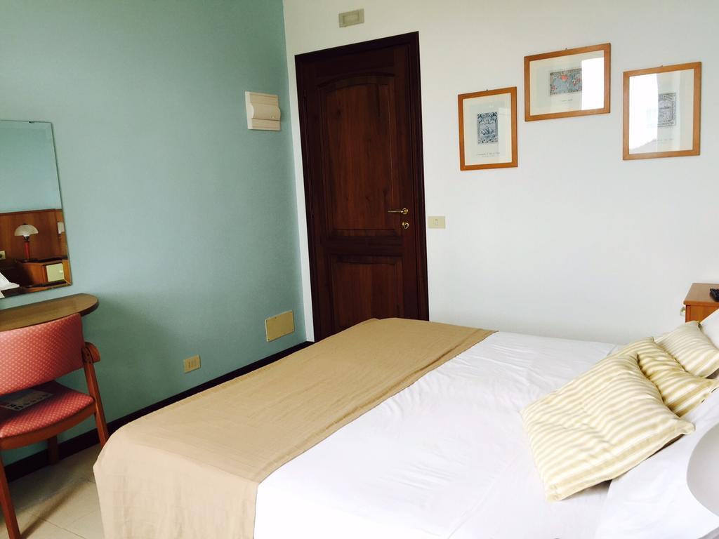 Hotel Montallegro 라팔로 외부 사진